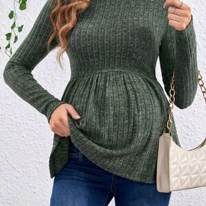 💥💥Green Ribbed Long Sleeve Maternity Top